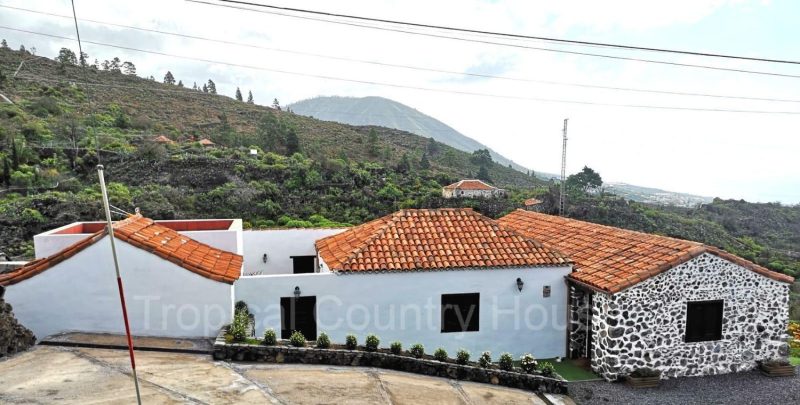 Casa de pueblo en venta en Guia de Isora